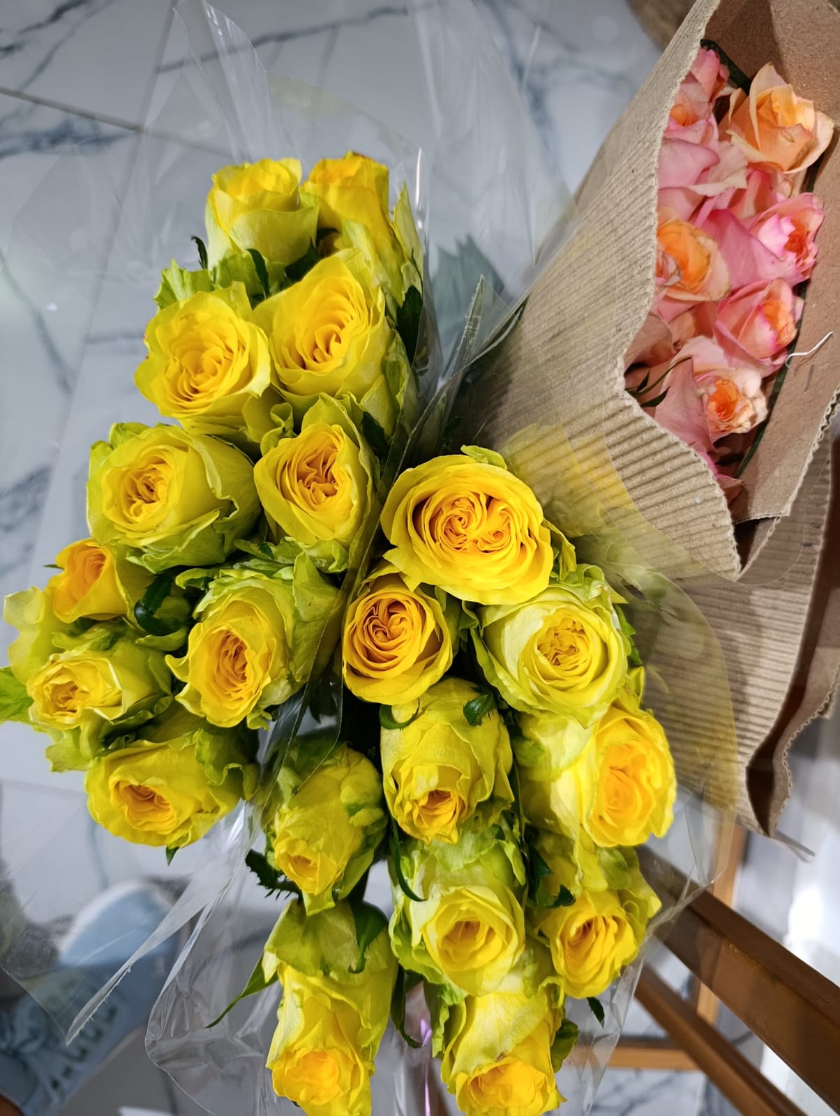 Sourcing Flowers for Ghana: Opportunities & Challenges for Event Planners, Importers, and Florists