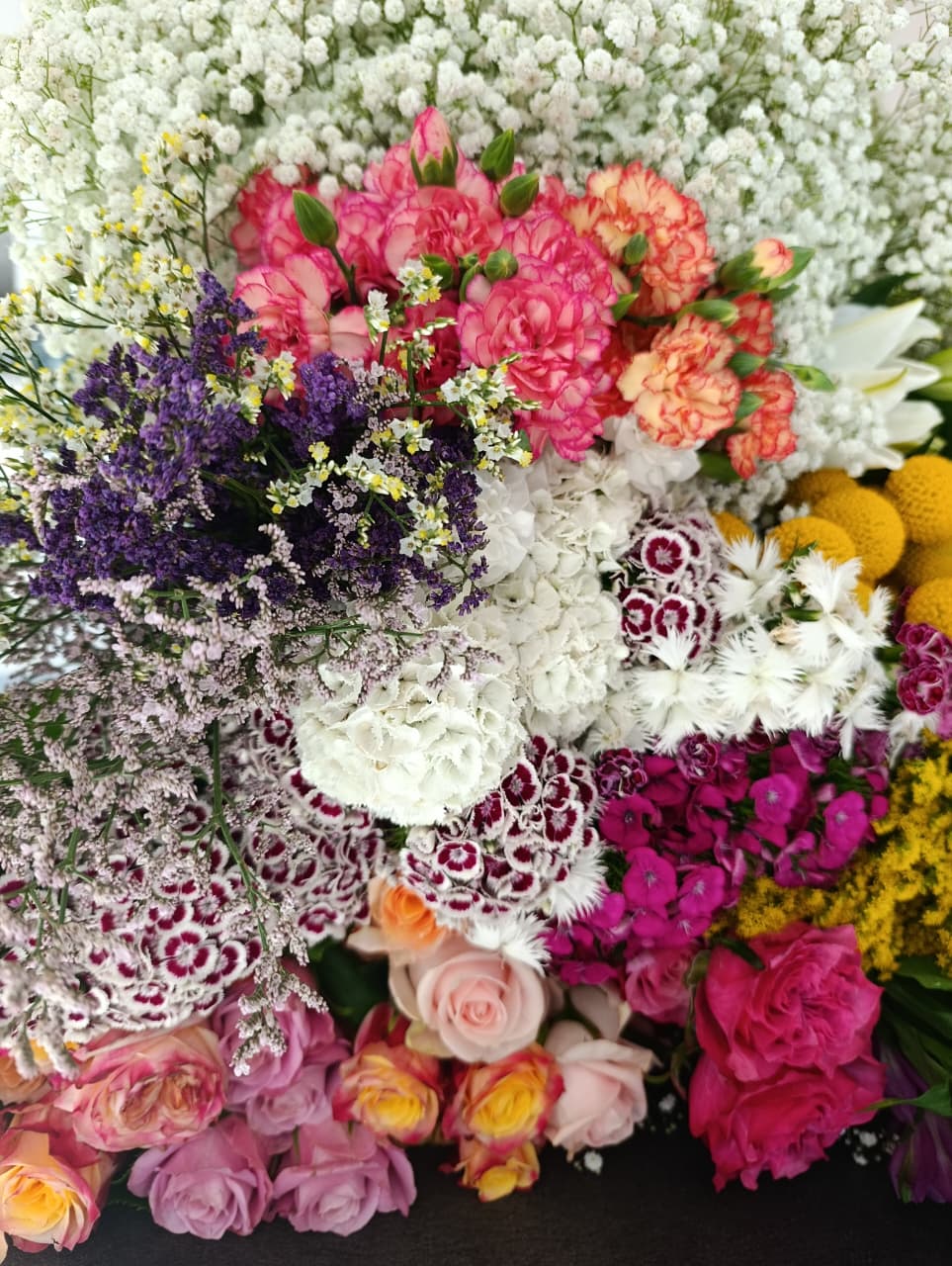 Qatar Flower Market: Importing Fresh Flowers from Kenya, Ethiopia and the Netherlands